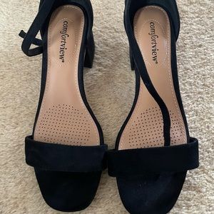 Women’s Extra Wide Width Sandals